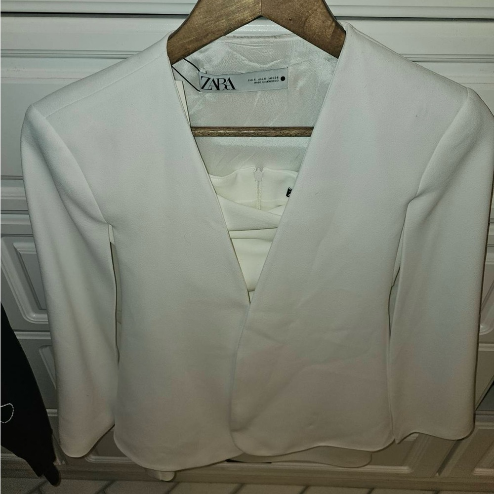 Zara white Suit -Cape blazer and dress summer 2023 collection